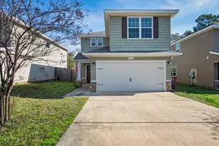 416 Eisenhower Dr, Crestview, FL 32539 - Photo 1