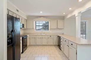 770 Lakeview Dr, Defuniak Springs, FL 32433 - Photo 9