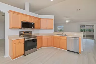 2405 Cumberland Way, Crestview, FL 32536 - Photo 15