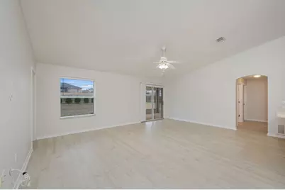 2405 Cumberland Way, Crestview, FL 32536 - Photo 11