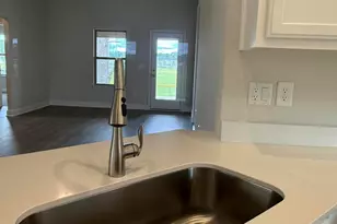 191 Ridgeway Cir, Crestview, FL 32536 - Photo 13