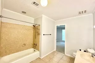 1034 Rocky Bayou Dr, Niceville, FL 32578 - Photo 13