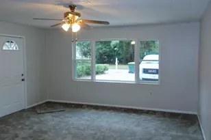 303 NW Linda Ln NW, Fort Walton Beach, FL 32548 - Photo 9