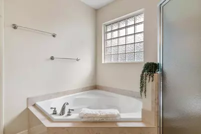 2444 Bowling Green Way, Cantonment, FL 32533 - Photo 17