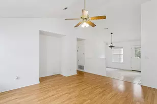 548 Hyde Park Dr, Crestview, FL 32539 - Photo 11