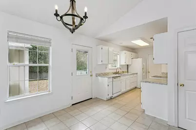 548 Hyde Park Drive, Crestview, FL 32539 - Photo 7