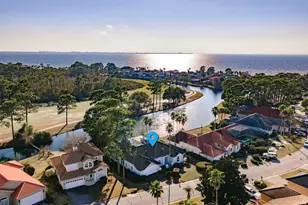 4328 Sunset Beach Cir, Niceville, FL 32578 - Photo 1