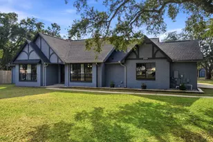 2029 Dudley Ct, Navarre, FL 32566 - Photo 7