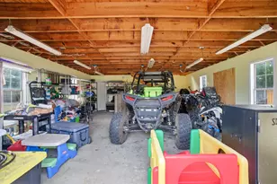 2029 Dudley Ct, Navarre, FL 32566 - Photo 65