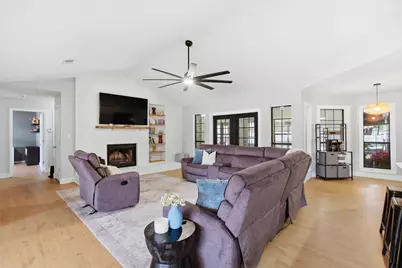 2029 Dudley Court, Navarre, FL 32566 - Photo 13