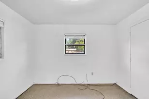 6423 Julia Dr, Milton, FL 32570 - Photo 3