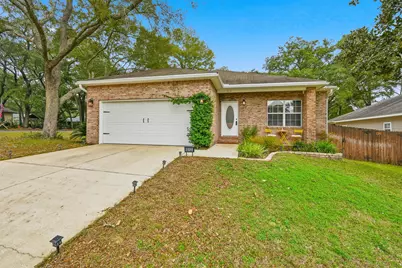 512 Hickory Avenue, Niceville, FL 32578 - Photo 3