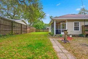 512 Hickory Ave, Niceville, FL 32578 - Photo 47