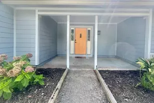 708 Caribbean Way, Niceville, FL 32578 - Photo 3