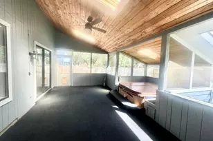 708 Caribbean Way, Niceville, FL 32578 - Photo 31