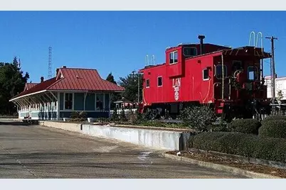 Lot 3 W Cypress Avenue, Defuniak Springs, FL 32433 - Photo 7