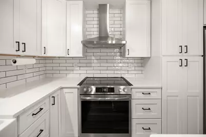 1724 Pine Avenue, Niceville, FL 32578 - Photo 11