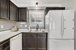 516 Hyde Park Dr, Crestview, FL 32539 - Photo 17