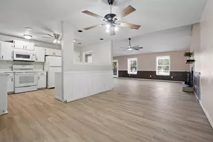 304 Wildwood St, Mary Esther, FL 32569 - Photo 7