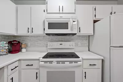 304 Wildwood Street, Mary Esther, FL 32569 - Photo 9