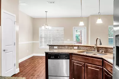 2136 Sardinia Court, Navarre, FL 32566 - Photo 9