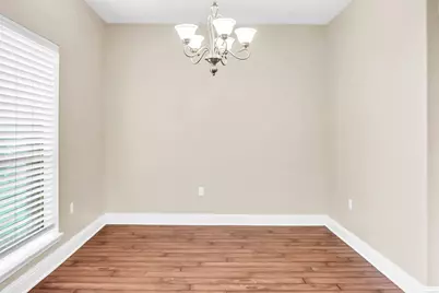 2136 Sardinia Court, Navarre, FL 32566 - Photo 7