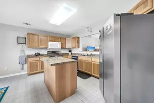 8727 El Paseo St, Navarre, FL 32566 - Photo 9