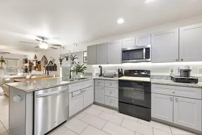 276 E Elm Avenue E, Crestview, FL 32536 - Photo 5