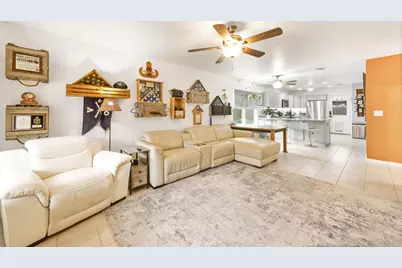 276 E Elm Avenue E, Crestview, FL 32536 - Photo 3