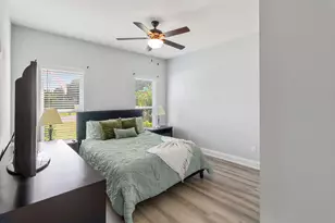 57 5th St, Shalimar, FL 32579 - Photo 9