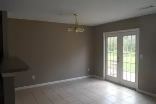 135 Swaying Pine Ct, Crestview, FL 32539 - Photo 3