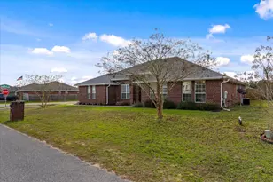 2145 Hagood Loop, Crestview, FL 32536 - Photo 3