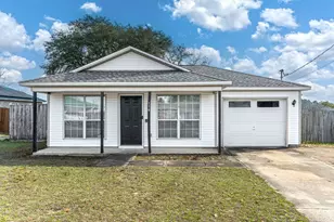 114 Wild Horse Dr, Crestview, FL 32536 - Photo 1