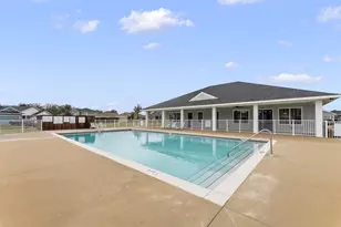 448 Riverwalk Cir, Freeport, FL 32439 - Photo 25