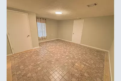 411 E Sloss Avenue E, Defuniak Springs, FL 32433 - Photo 7