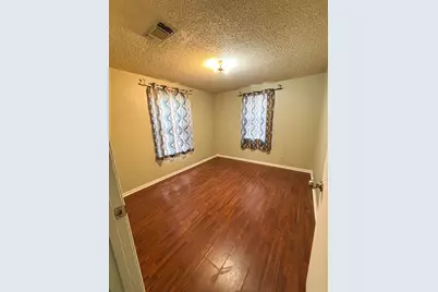 411 E Sloss Avenue E, Defuniak Springs, FL 32433 - Photo 11