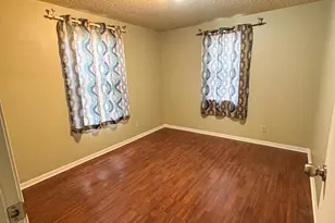 411 E Sloss Ave E, Defuniak Springs, FL 32433 - Photo 11