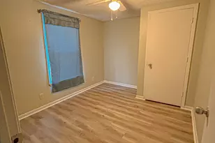 411 E Sloss Ave E, Defuniak Springs, FL 32433 - Photo 9