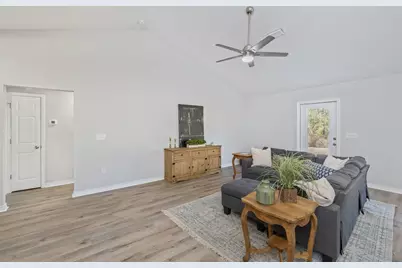 6200 Redeemer Way, Crestview, FL 32539 - Photo 9