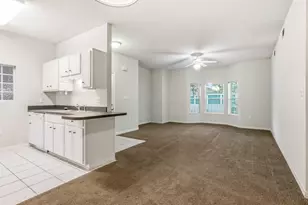 1501 N Partin Dr N, Niceville, FL 32578 - Photo 9