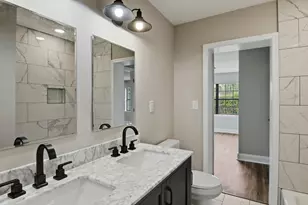 251 Gregory Dr, Mary Esther, FL 32569 - Photo 29