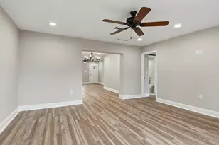 251 Gregory Dr, Mary Esther, FL 32569 - Photo 9