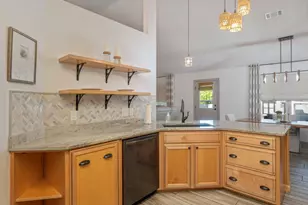 6912 Leisure St, Navarre, FL 32566 - Photo 13