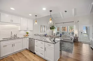 17670 Front Beach Rd, Panama City Beach, FL 32413 - Photo 11