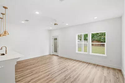 928 Grace Avenue, Panama City, FL 32401 - Photo 11