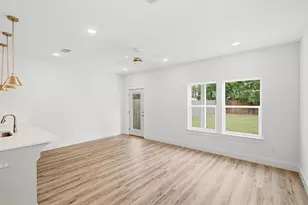 928 Grace Ave, Panama City, FL 32401 - Photo 11