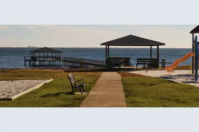 7292 Broadmoor Street, Navarre, FL 32566 - Photo 9