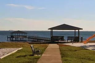 7292 Broadmoor St, Navarre, FL 32566 - Photo 9