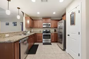 516 Grand Ridge Dr, Crestview, FL 32539 - Photo 11