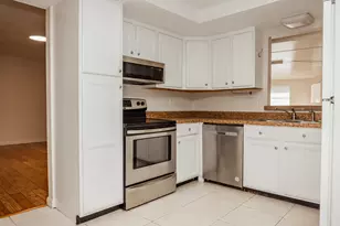 410 Tanglewood Dr, Fort Walton Beach, FL 32547 - Photo 11